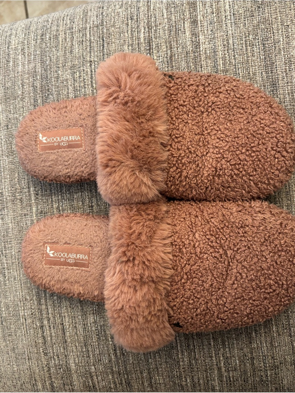Uggs Koolaburra Slippers size 9-9.5 Woman